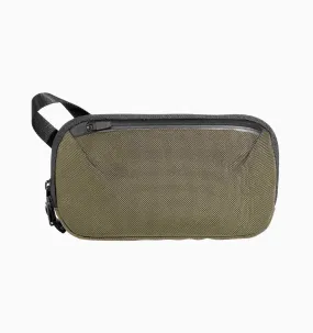 Aer Slim Pouch