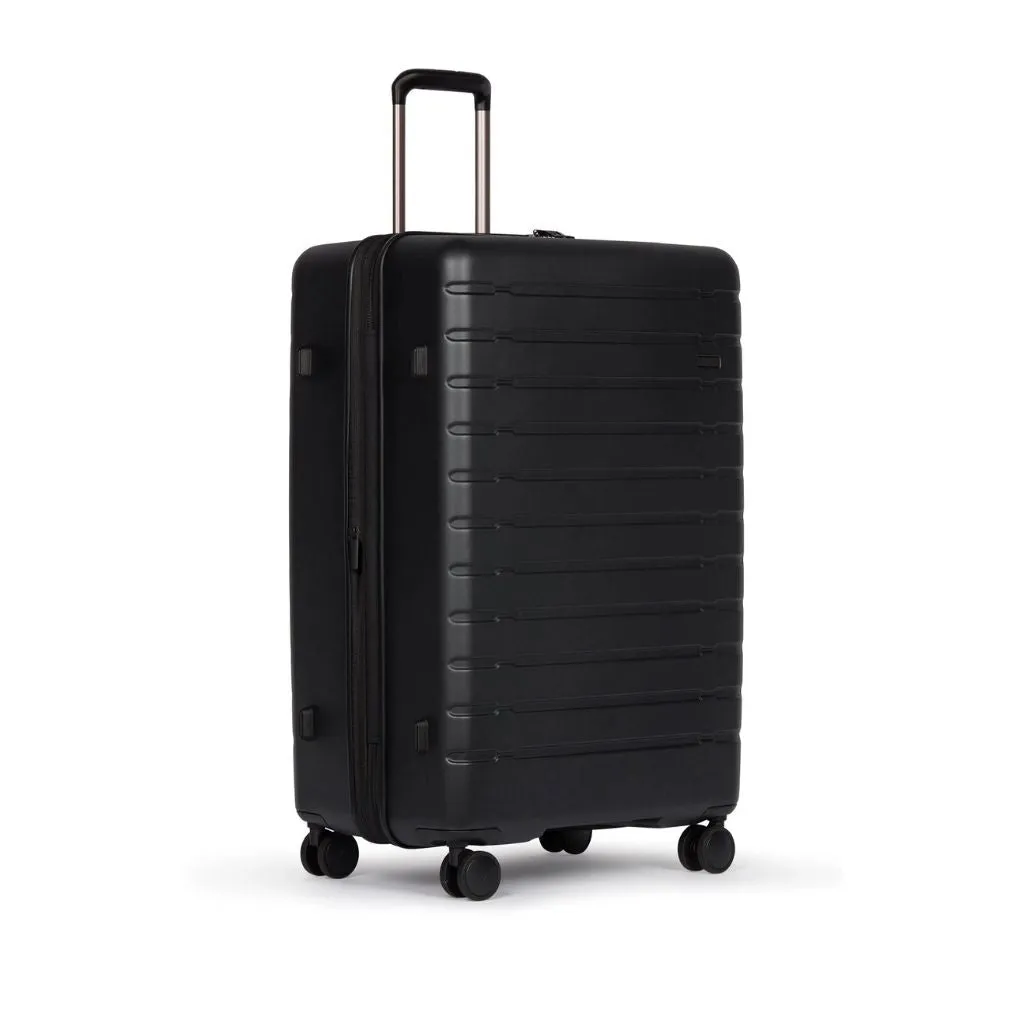 Antler Stamford 81cm Large Hardsided Luggage - Black