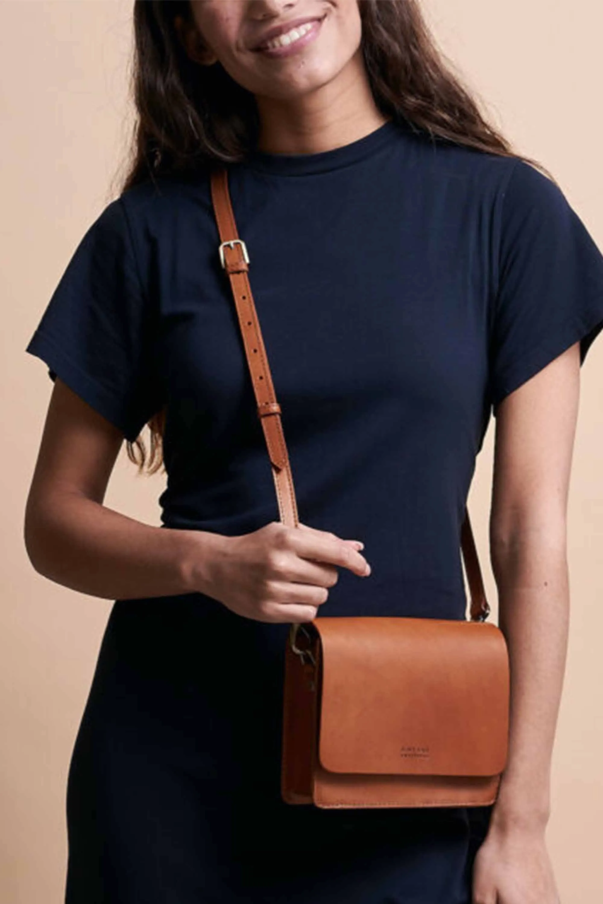 audrey mini cognac classic leather