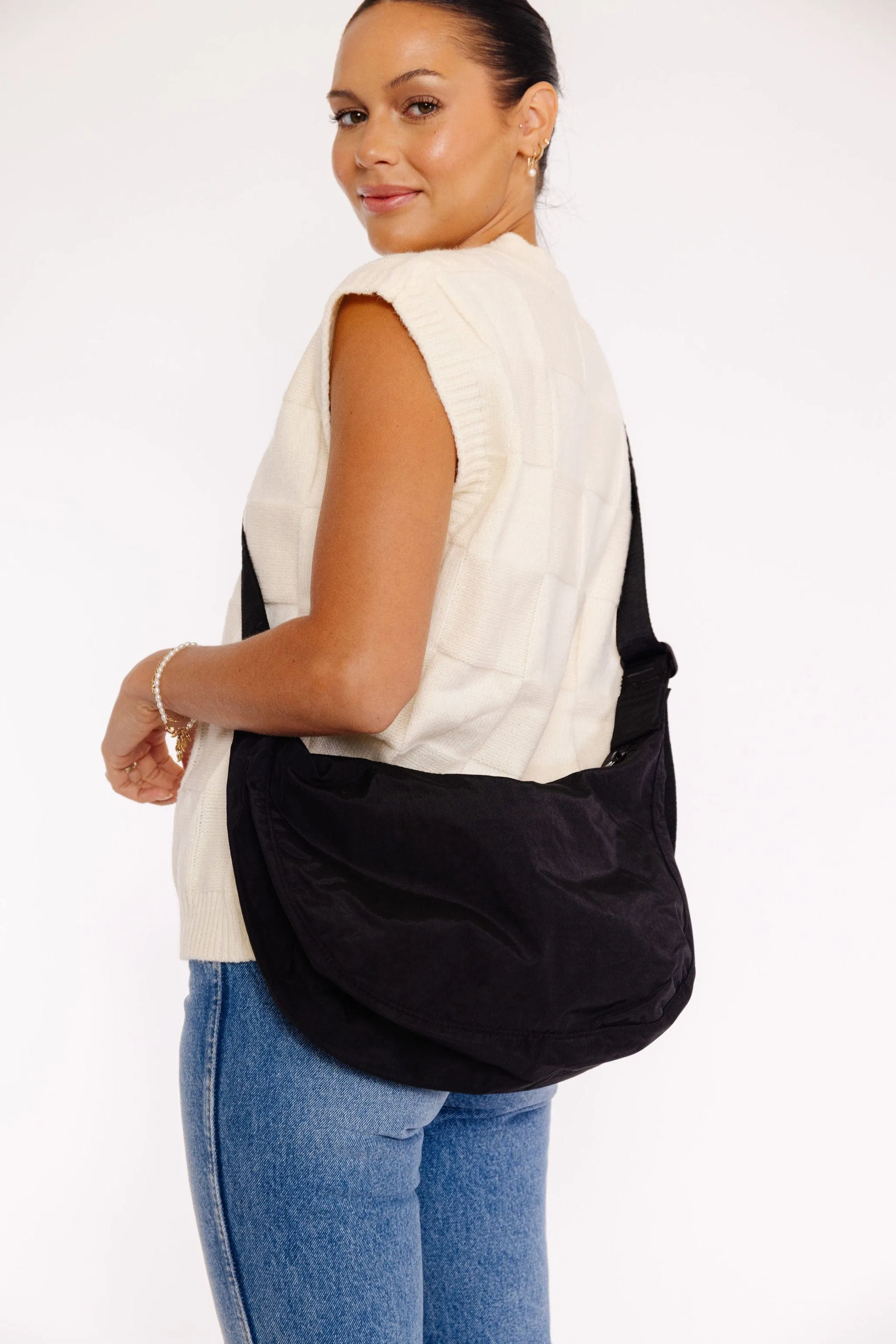 Baggu Medium Nylon Crescent Bag in Black