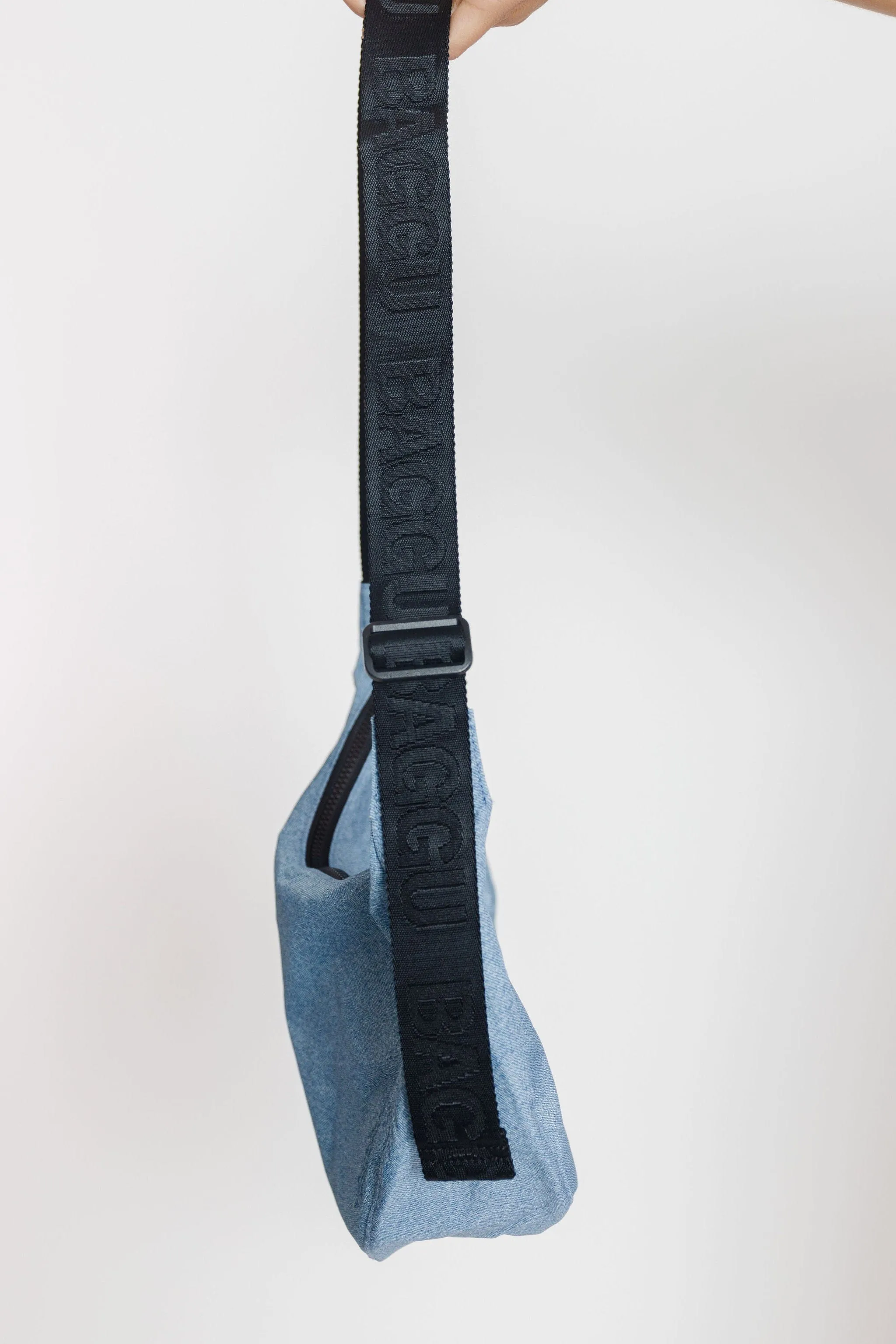 Baggu Medium Nylon Crescent Bag in Digital Denim