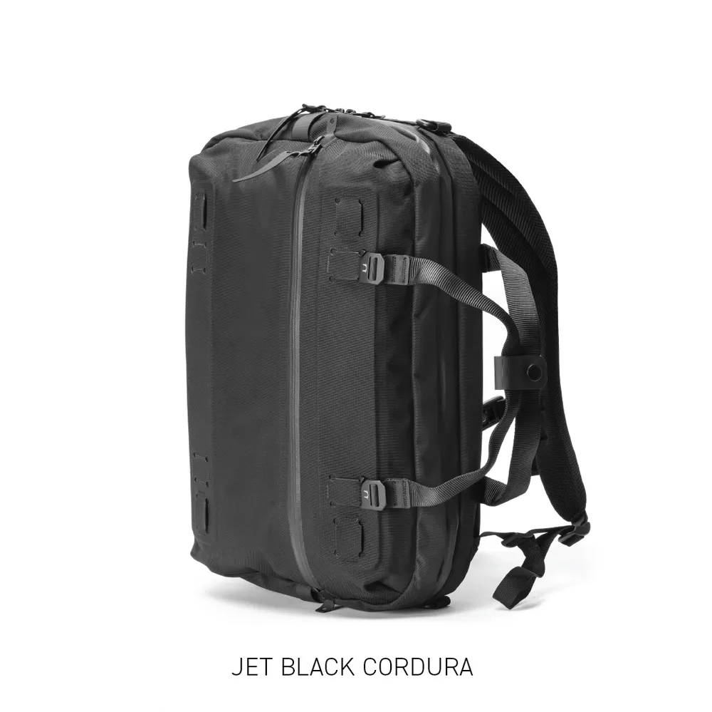 Black Ember Forge-20 | 18L Three way commuter pack