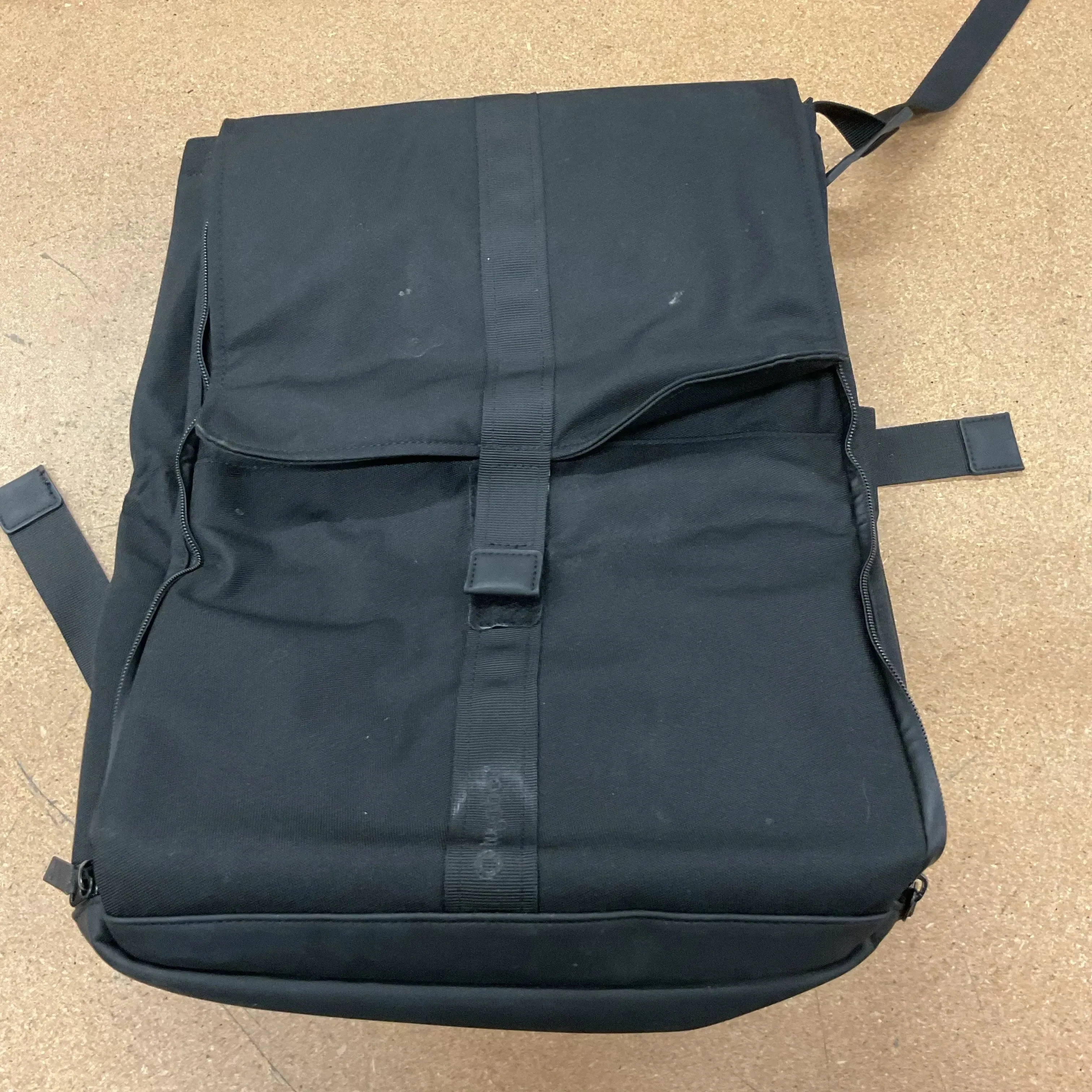 Bugaboo Changing Backpack - MIDNIGHT BLACK (see description)