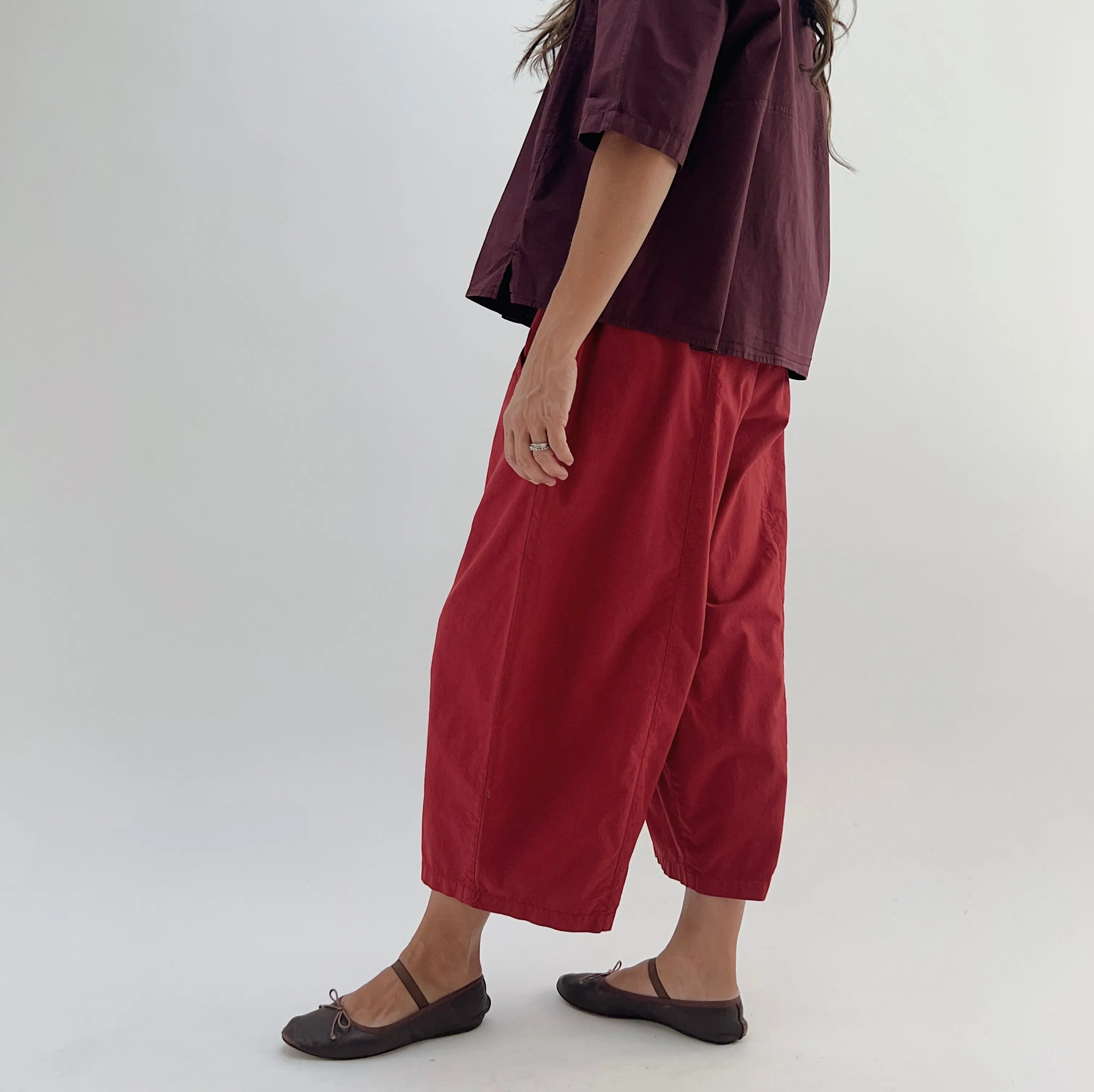 Eleven Stitch | One Pocket Pant in Cranberry