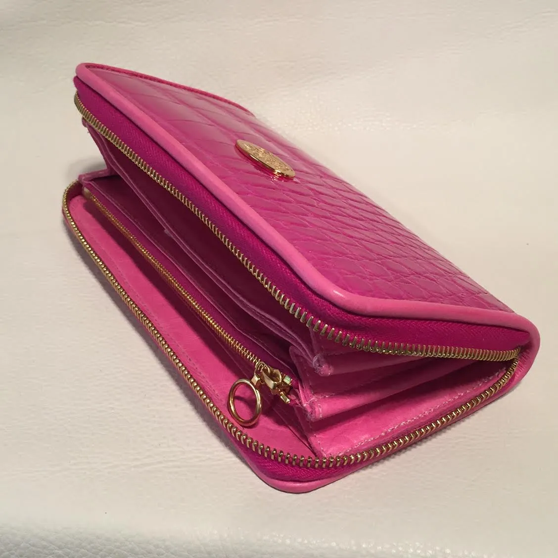 Large Zipper Wallet in Fuchsia Pink Crocodile Leather