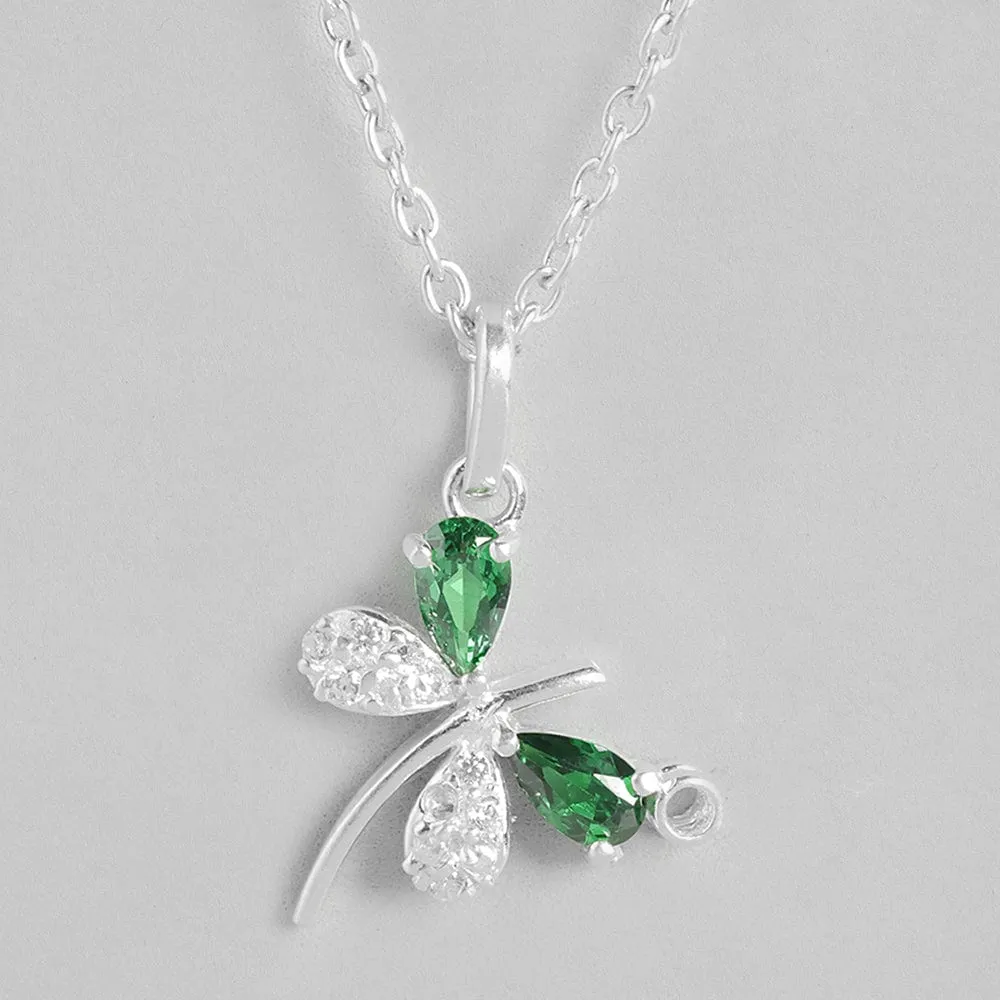 Elegant Silver Butterfly-Shaped Pendant Necklace with Chain